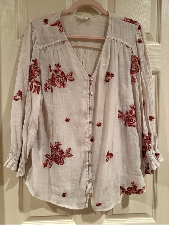 Hope Springs Tops - Embroidered Button-Front Tunic Blouse